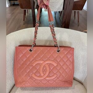 AUTHENTIC CHANEL salmon caviar leather GST grand shopping tote bag